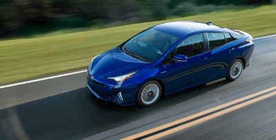 2017-toyota-prius-blue (Custom)